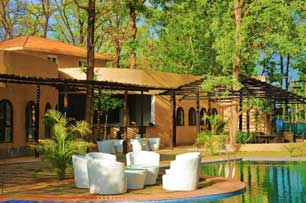 kanha hotels and resorts